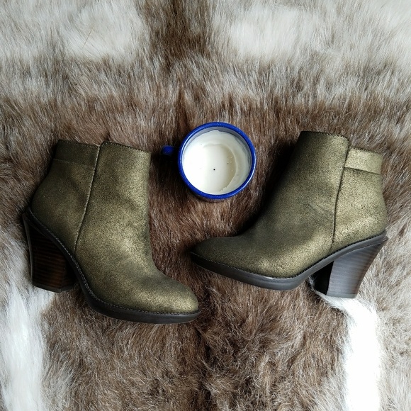 Kenneth Cole Shoes - Kenneth Cole | High Idol Metallic Leather Booties